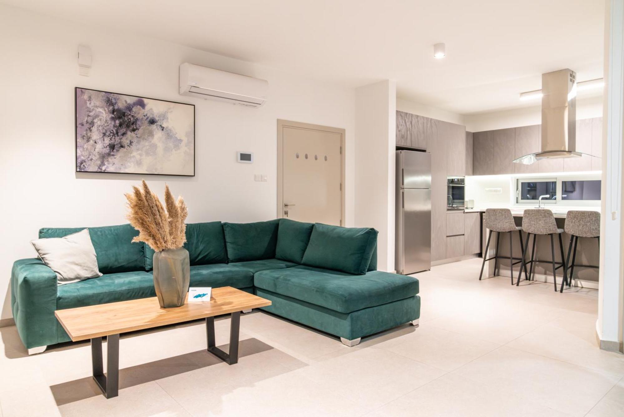 Venus Apartment Larnaca Exterior photo